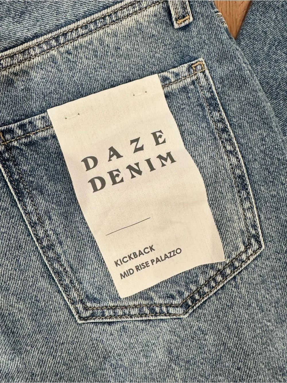 NWT🔖 DAZE Denim Kickback Waistless Palazzo Jeans 24 Wide Leg Indigo - Picture 13 of 16
